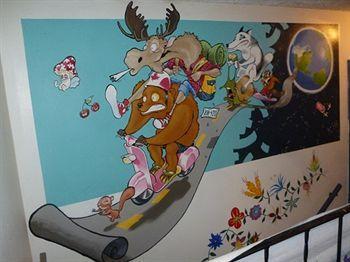 Kelowna International Hostel Bagian luar foto